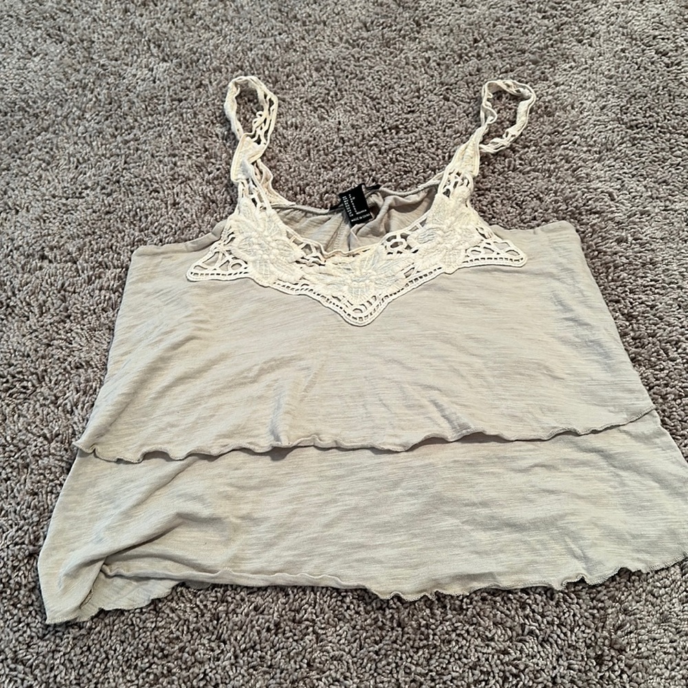 Open back tank forever 21 size small
